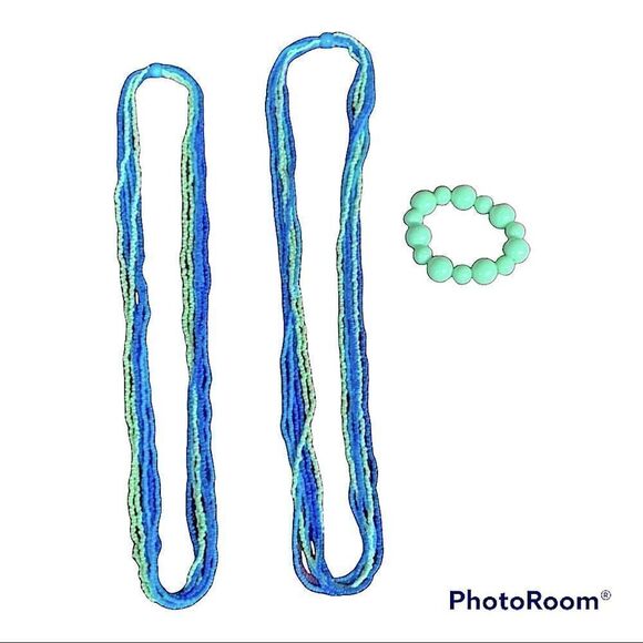 Green and Blue beaded necklaces and bracelet set - Picture 2 of 4